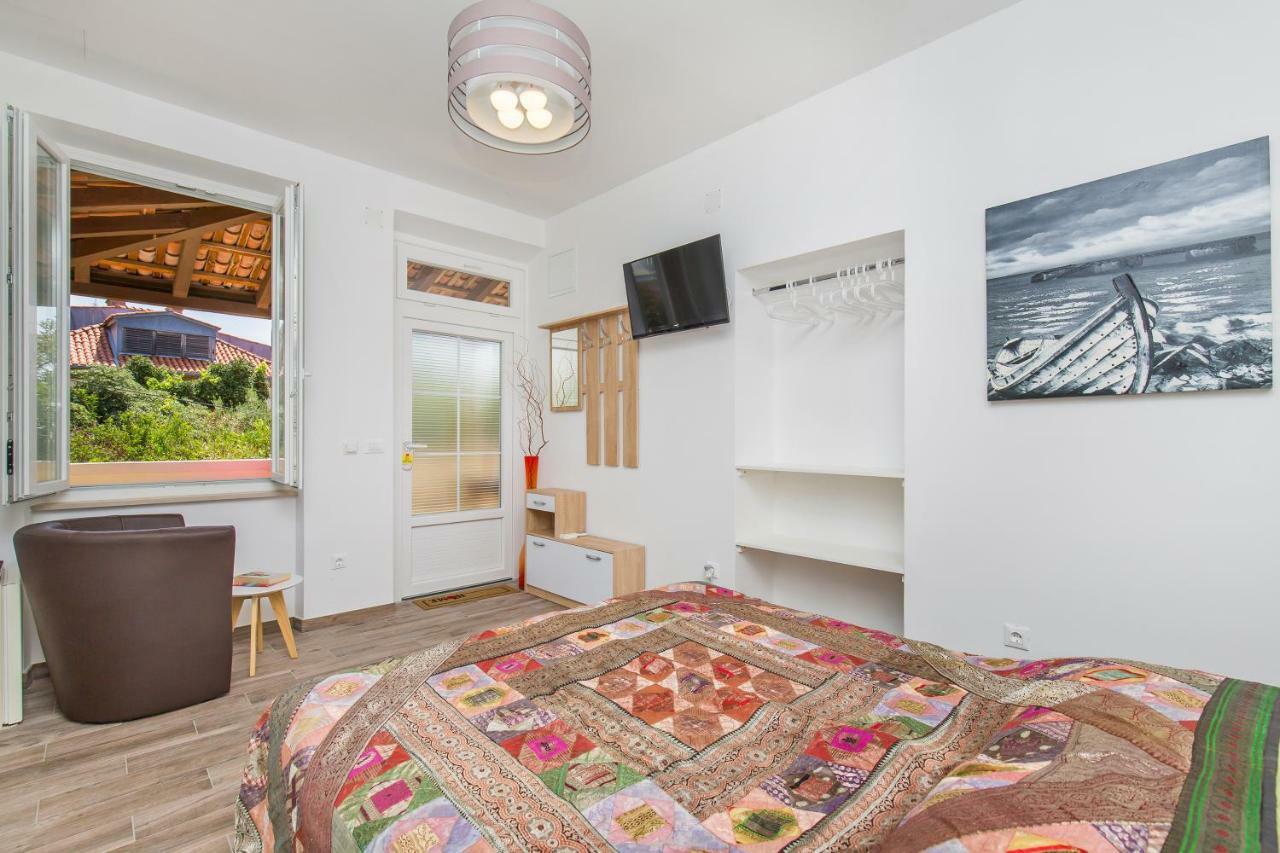 Apartment Astelas دوبروفينك المظهر الخارجي الصورة